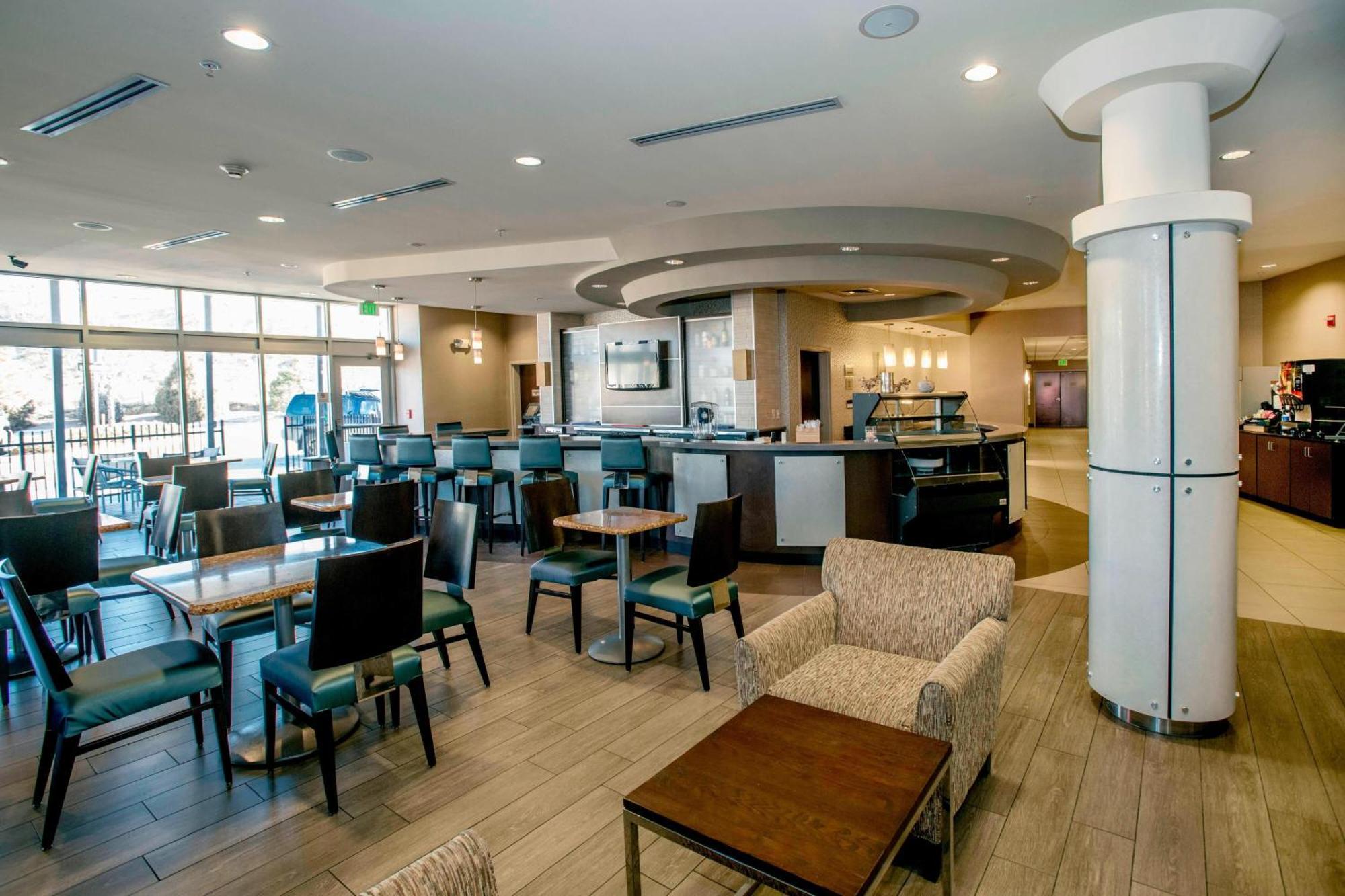 Springhill Suites By Marriott Pueblo Downtown Exterior photo