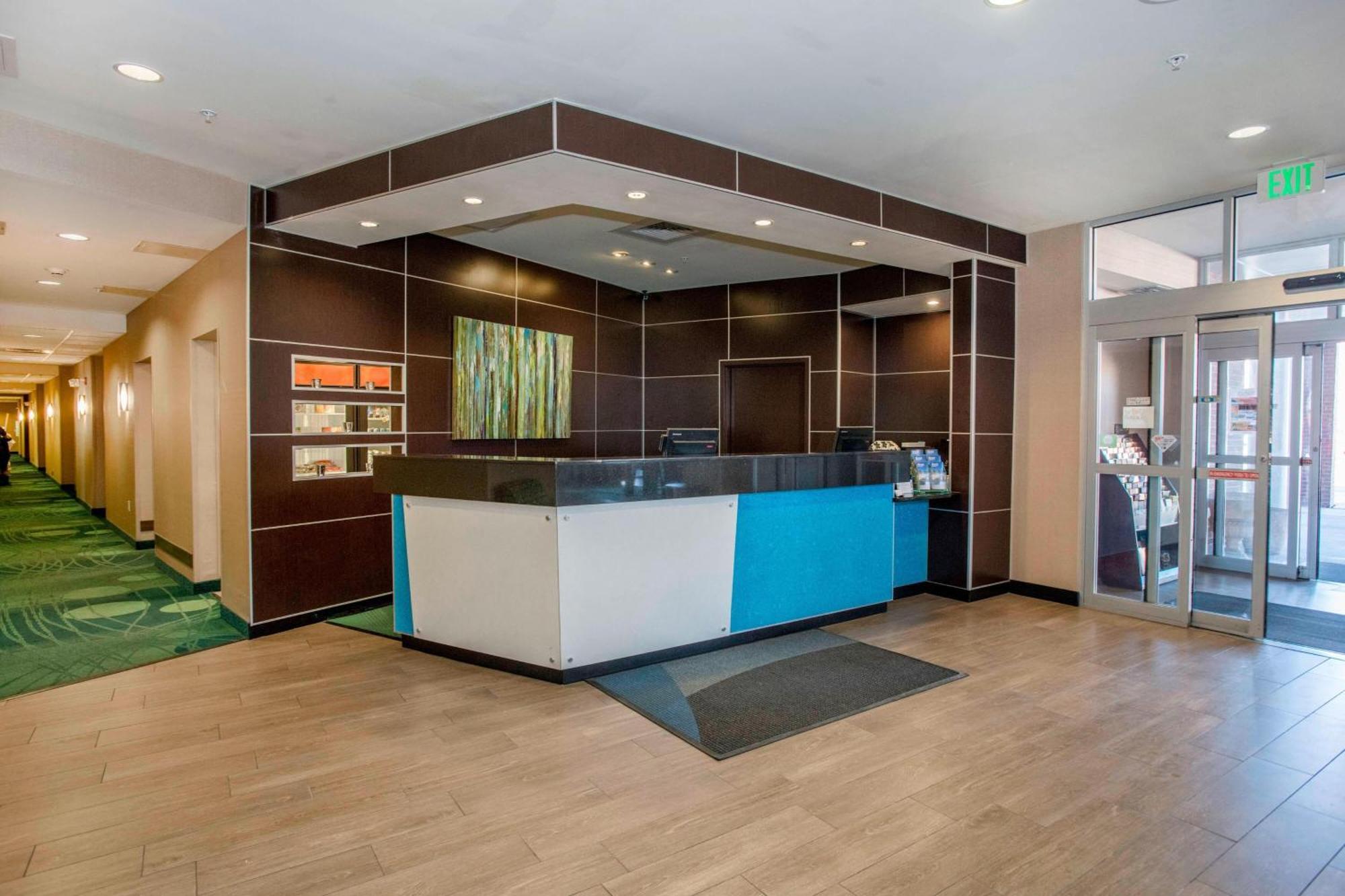 Springhill Suites By Marriott Pueblo Downtown Exterior photo